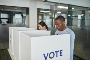 Nationwide Cellular Network Connects Election Equipment -Voter on Election Day